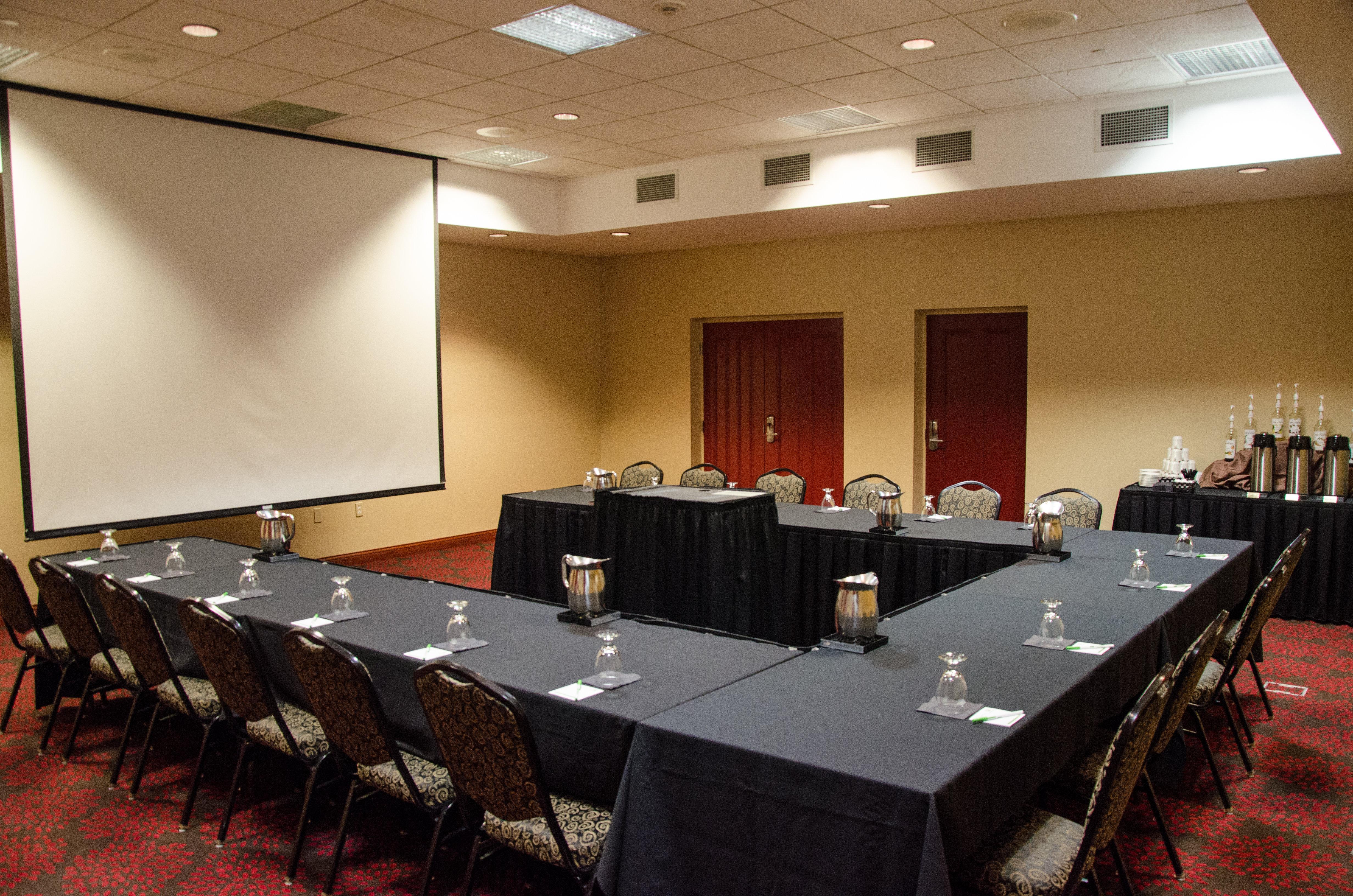 Pewaukee-milwaukee West By Ihg